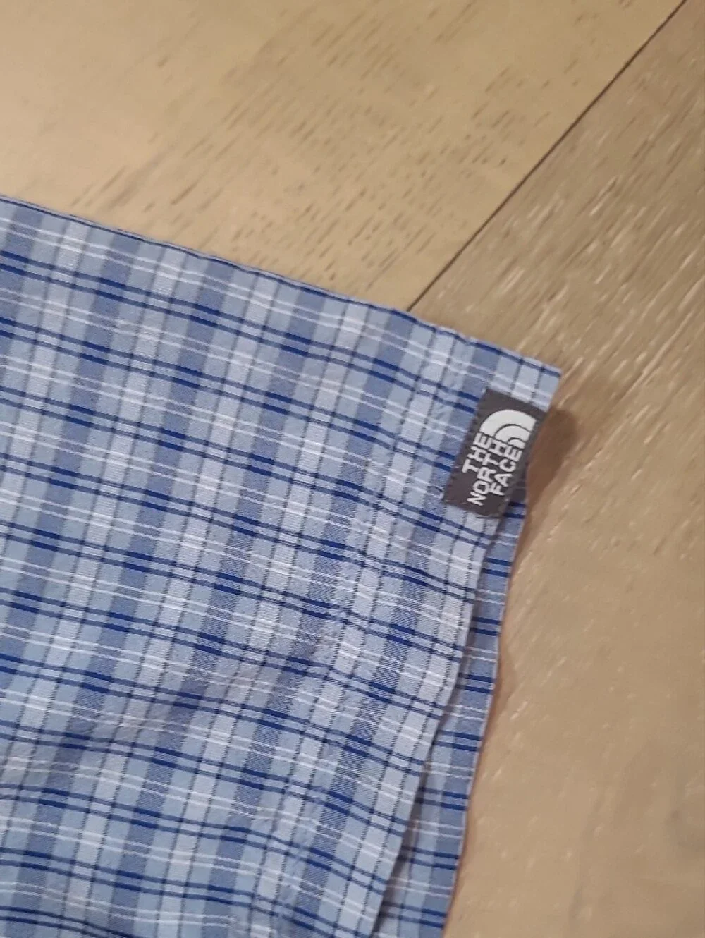 The North Face Shirt Men's M Blue Plaid Button Up Short Sleeve Active Shirt